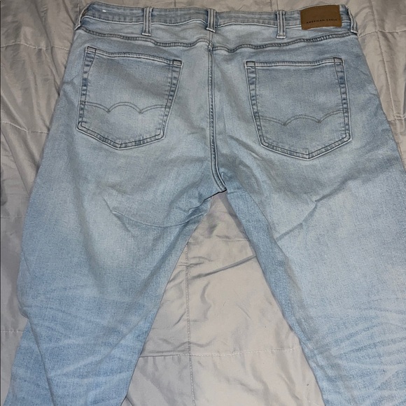 American Eagle Lightwash airflex Jeans - Picture 4 of 4